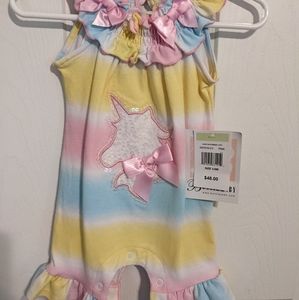 Baby girl cuteness! 😍